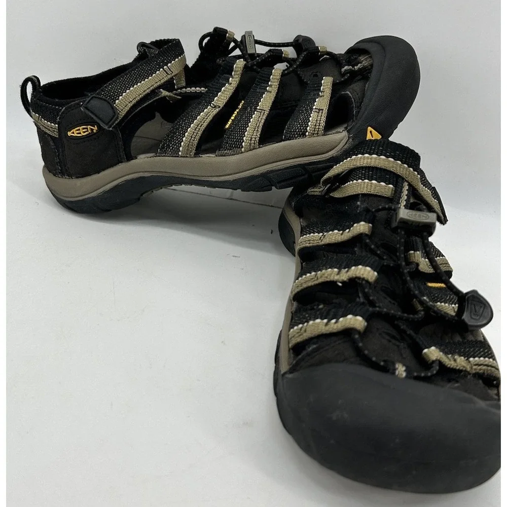 Keen Newport H2 Waterproof Sandals Black With Olive Kids Size 5